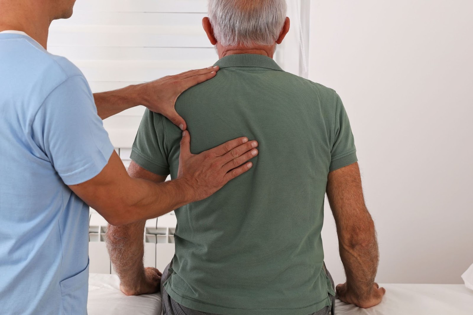 man receiving chiropractic care